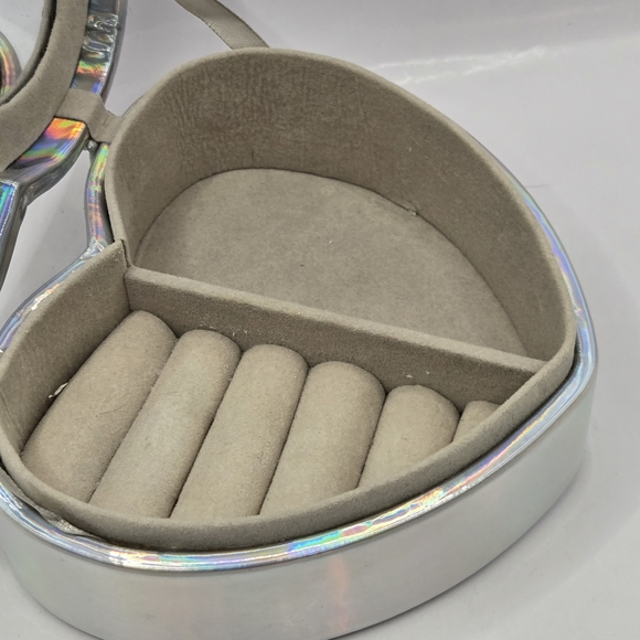 Cupcakes and Cashmere Jewelry Heart Box Organizer Holographic Silver - Picture 3 of 15